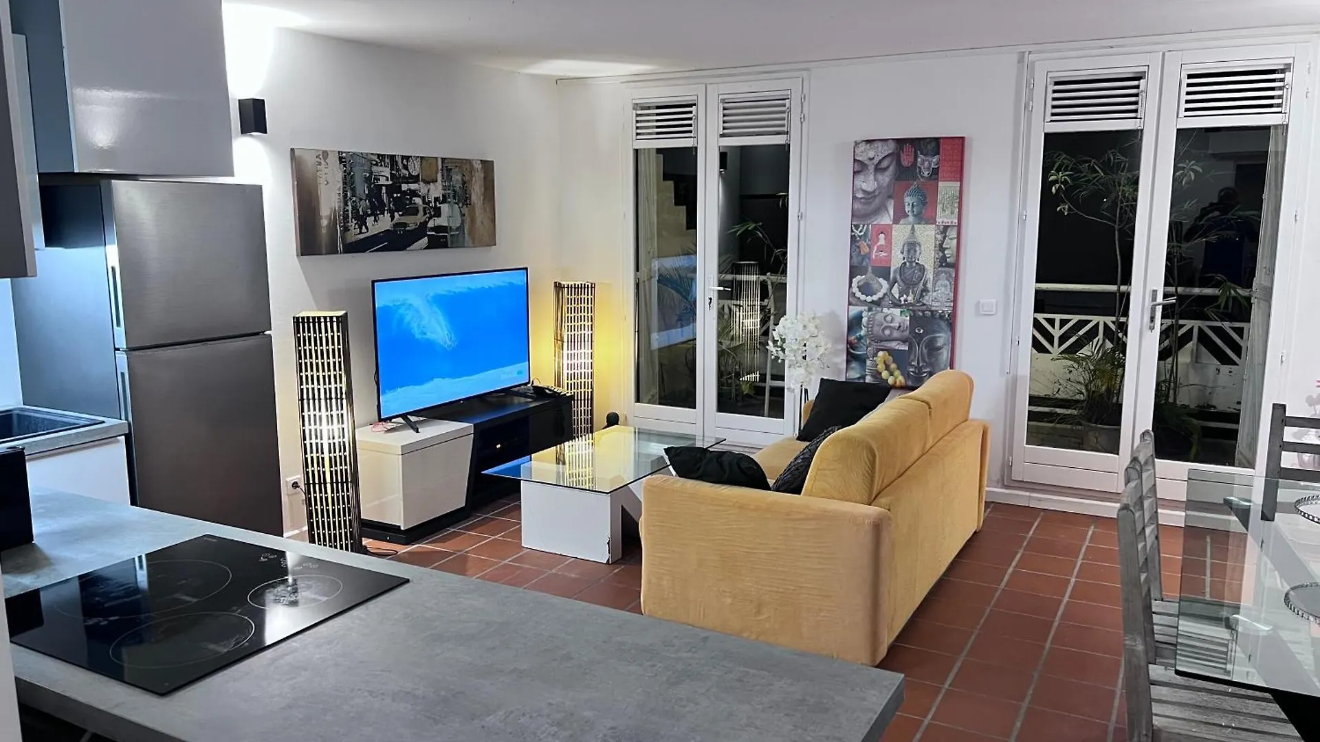 Апартаменты Lounge Relax 2 Bedroom Sea View Appart Ле-Гозье